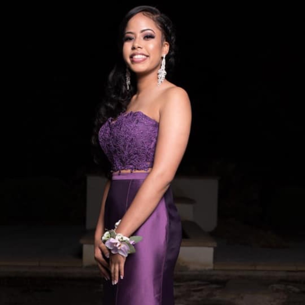 Stunning eggplant Purple Alyce Sz 2 - Picture 1 of 7